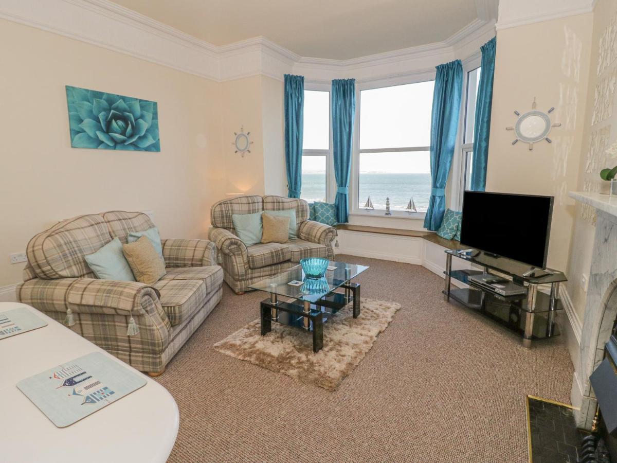 Llys Madoc, First Floor Flat Leilighet Penmaen-mawr Eksteriør bilde